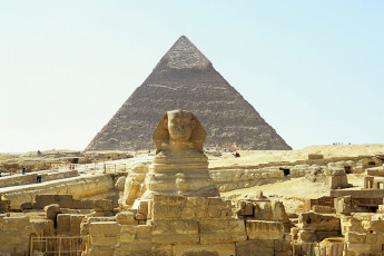 The Great Sphinx and the pyramid of Chephren