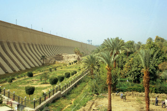 Aswan, the old dam (finished in 1902 by the British)