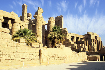 Karnak temple, outside the hypostyle hall