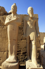 Karnak temple, statues on the chachette court
