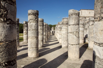 The Temple of a Thousand Warriors, Chichen Itza