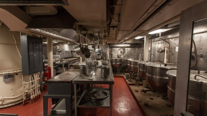USS Intrepid, kitchen
